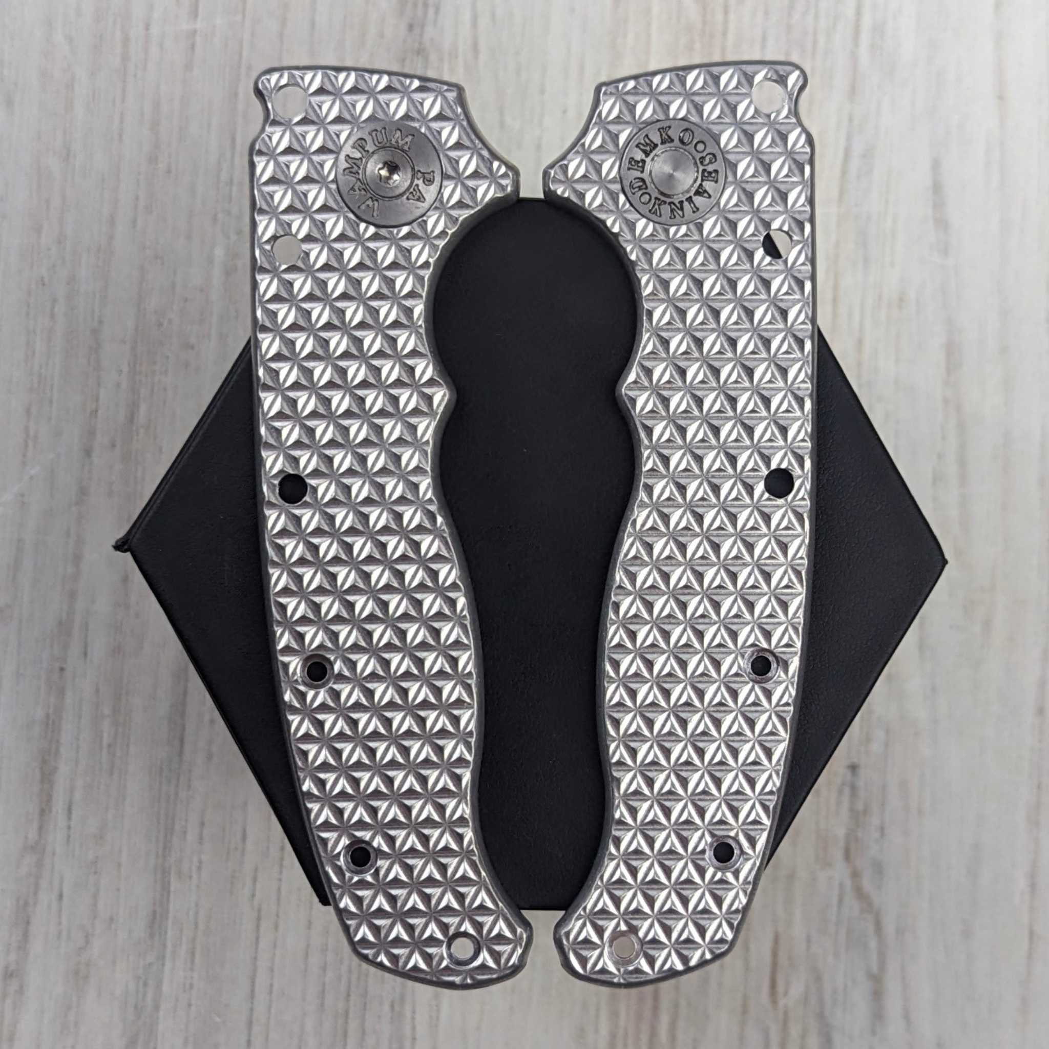 STOCKY GOAT - BIG PIVOT - Textured Titanium Scales (Compatible with Demko AD20.5) - Image 3