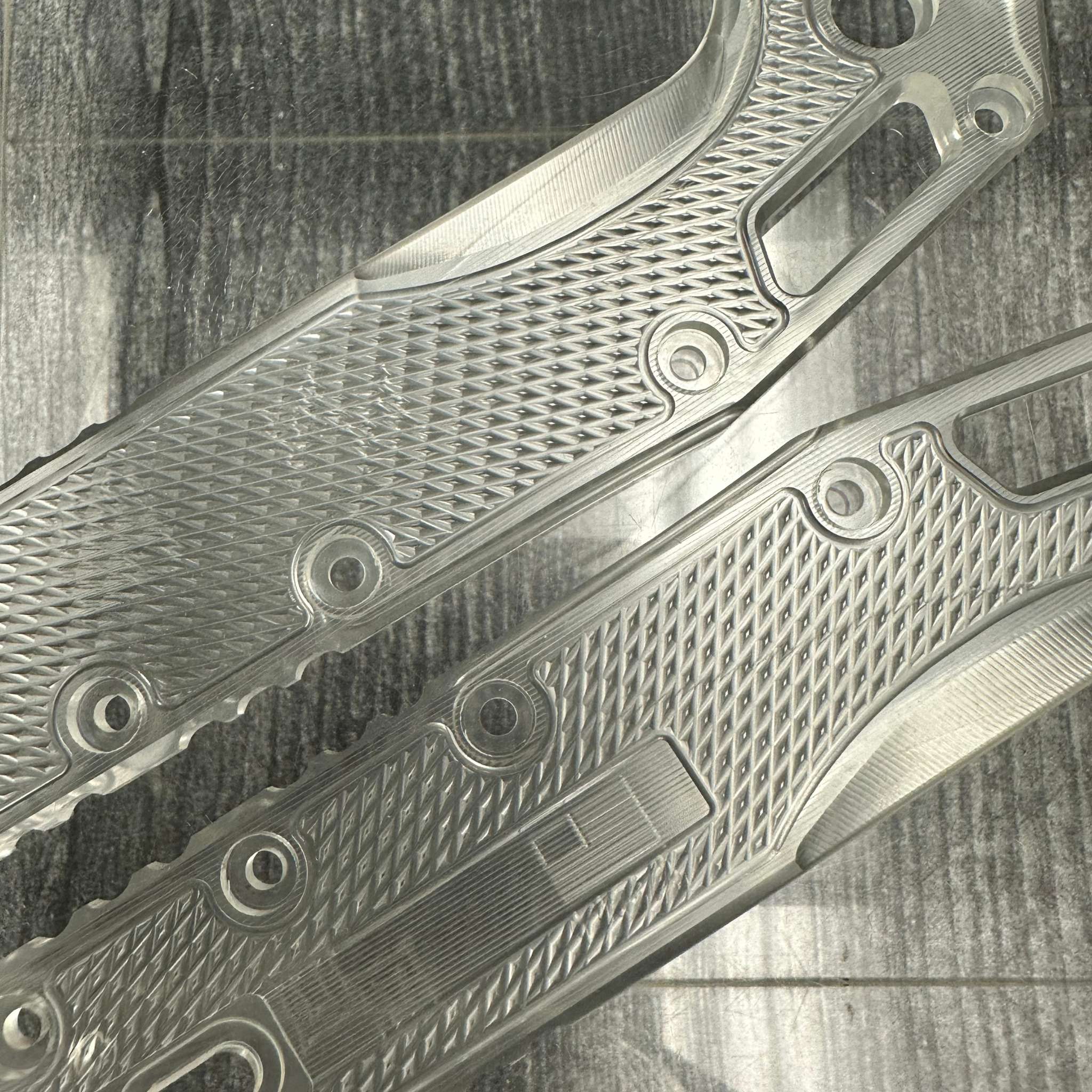 STOCKY GOAT / Polymer Scales (Compatible with Microtech Standard Issue (MSI)) - Image 3