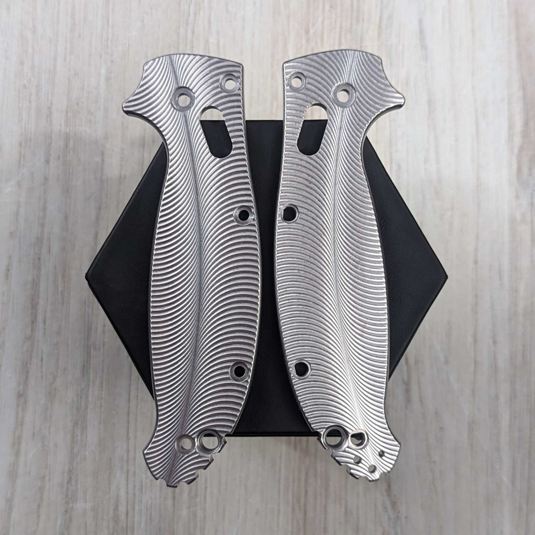 GOAT SHELL - Aluminum Clamshell (Compatible with Spyderco Manix 2 LW) - Image 4