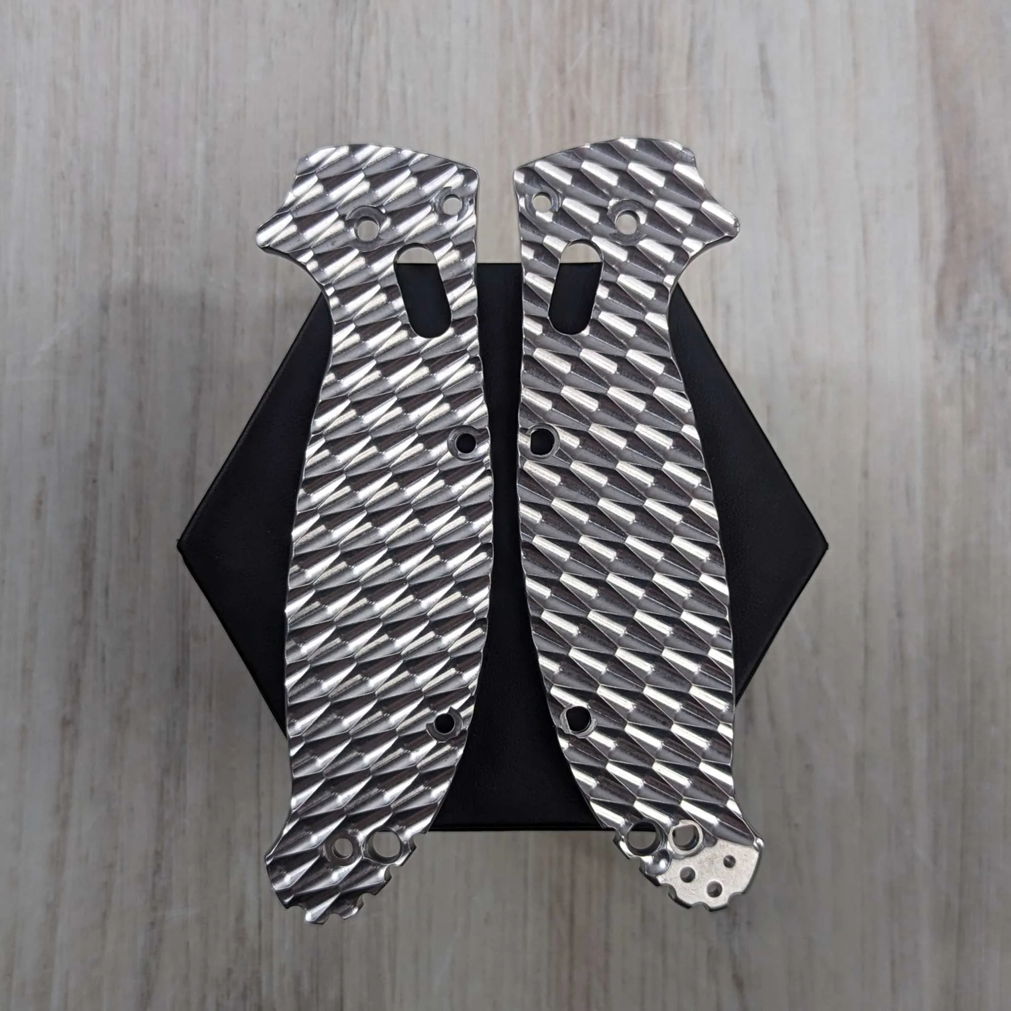 GOAT SHELL - Aluminum Clamshell (Compatible with Spyderco Manix 2 LW) - Image 6