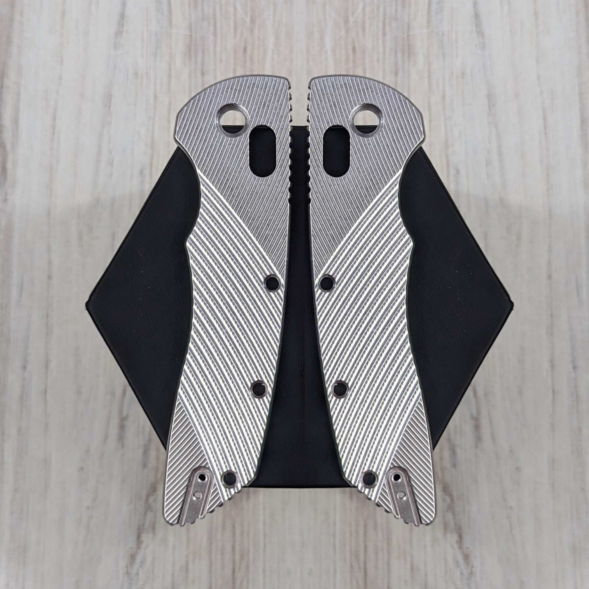 STOCKY GOAT - Wings - Aluminum Scales (Compatible with Hogue Deka v2) - Image 4